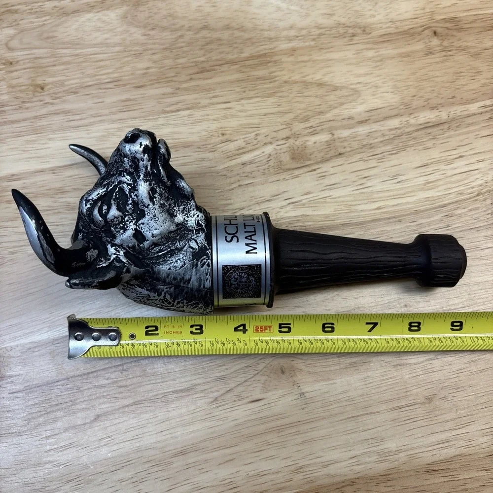 VTG 1978 Schlitz Beer Malt Liquor Bull Head Figural Tap Handle - Bar/Man Cave